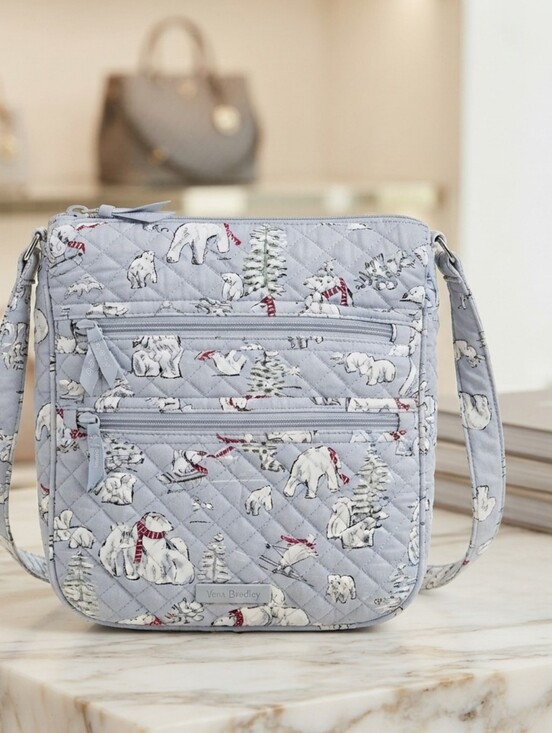 Vera Bradley Handbags - NWOT Vera Bradley 2019 Limited Edition Very Beary Crossbody Bag